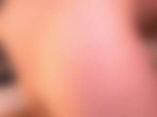 Izzy Wild's Live Sex Cam Show