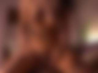 Izzy Wild's Live Sex Cam Show