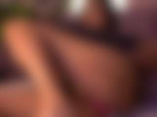 Izzy Wild's Live Sex Cam Show