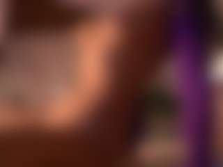 Izzy Wild's Live Sex Cam Show