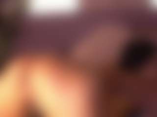 Izzy Wild's Live Sex Cam Show