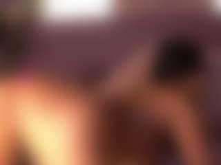 Izzy Wild's Live Sex Cam Show