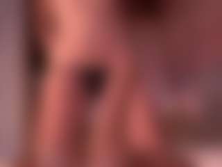 Izzy Wild's Live Sex Cam Show