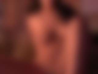 Izzy Wild's Live Sex Cam Show