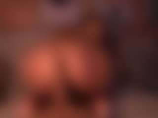 Izzy Wild's Live Sex Cam Show