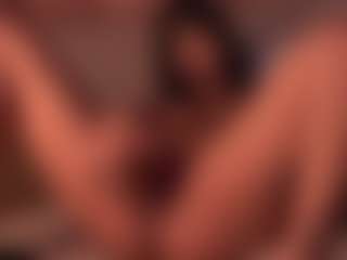 Izzy Wild's Live Sex Cam Show