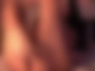 Izzy Wild's Live Sex Cam Show