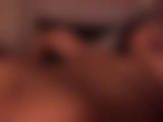 Izzy Wild's Live Sex Cam Show
