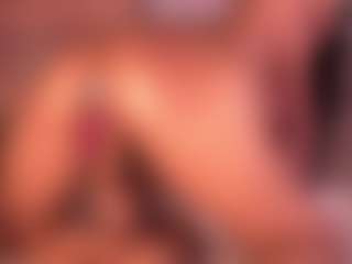 Izzy Wild's Live Sex Cam Show