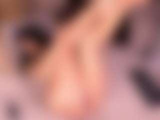 Izzy Wild's Live Sex Cam Show