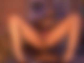Izzy Wild's Live Sex Cam Show