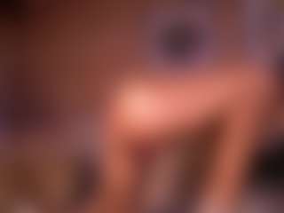 Izzy Wild's Live Sex Cam Show