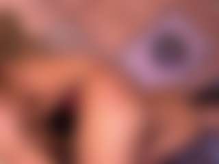 Izzy Wild's Live Sex Cam Show