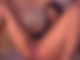 Izzy Wild's Live Sex Cam Show
