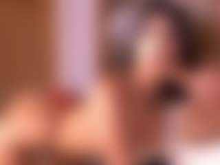 Izzy Wild's Live Sex Cam Show