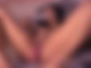 Izzy Wild's Live Sex Cam Show