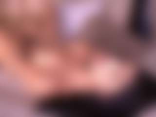 Izzy Wild's Live Sex Cam Show