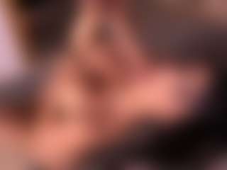 Izzy Wild's Live Sex Cam Show