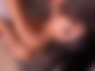 Izzy Wild's Live Sex Cam Show