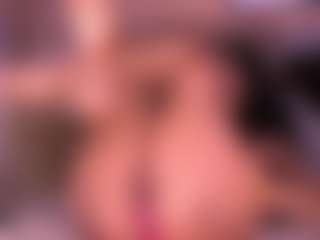 Izzy Wild's Live Sex Cam Show