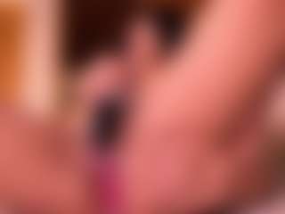 Izzy Wild's Live Sex Cam Show