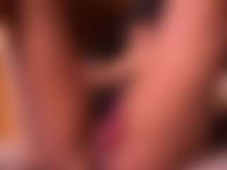 Izzy Wild's Live Sex Cam Show