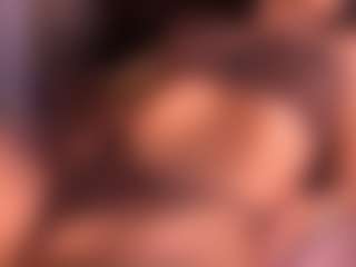 Live cam show with Izzy Wild - Lush on TeamSkeetLive