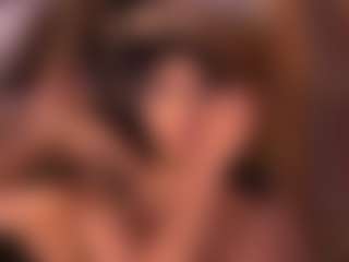 Izzy Wild's Live Sex Cam Show