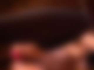Izzy Wild's Live Sex Cam Show