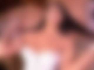 Izzy Wild's Live Sex Cam Show