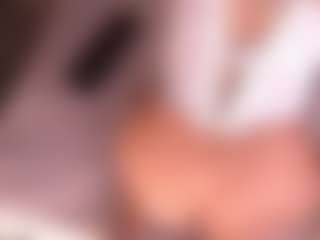 Izzy Wild's Live Sex Cam Show