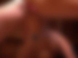 Izzy Wild's Live Sex Cam Show