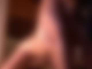 Izzy Wild's Live Sex Cam Show