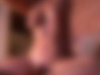 Izzy Wild's Live Sex Cam Show