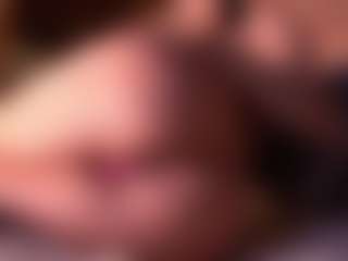 Izzy Wild's Live Sex Cam Show