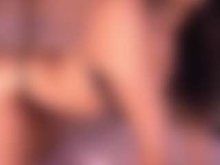 Izzy Wild's Live Sex Cam Show