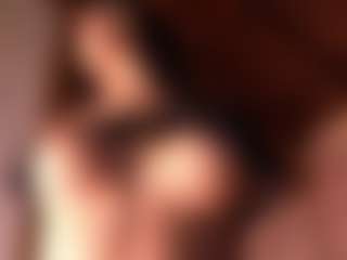 Izzy Wild's Live Sex Cam Show