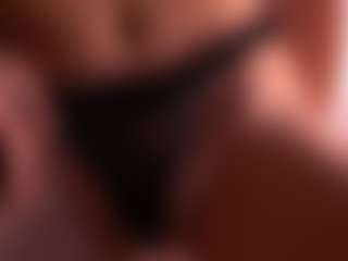 Izzy Wild's Live Sex Cam Show