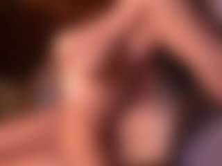 Izzy Wild's Live Sex Cam Show
