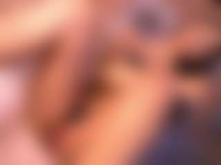 Izzy Wild's Live Sex Cam Show