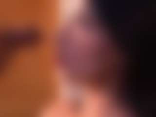 Izzy Wild's Live Sex Cam Show