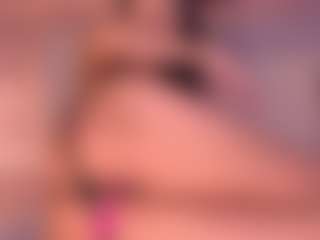 Izzy Wild's Live Sex Cam Show