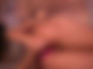Izzy Wild's Live Sex Cam Show