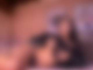 Izzy Wild's Live Sex Cam Show