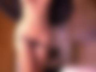 Izzy Wild's Live Sex Cam Show