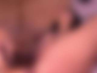 Izzy Wild's Live Sex Cam Show