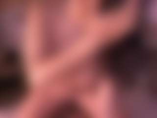 Izzy Wild's Live Sex Cam Show