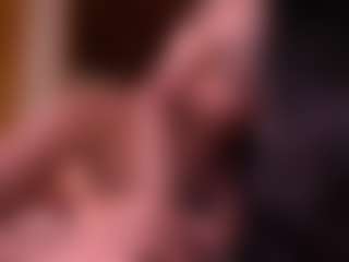 Izzy Wild's Live Sex Cam Show