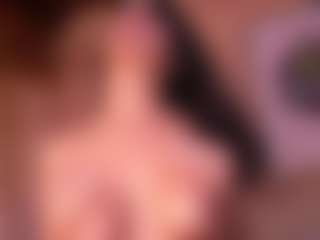Izzy Wild's Live Sex Cam Show