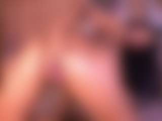 Izzy Wild's Live Sex Cam Show